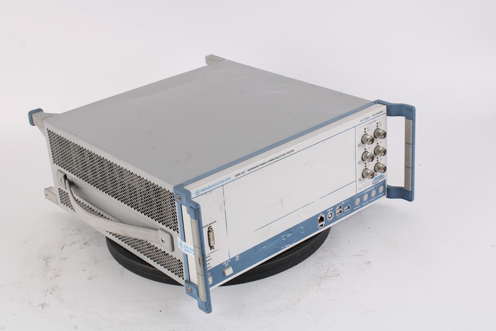 Rohde & Schwarz Cmw500 Wideband Radio Communication Tester W/ 19x Hw 26x Sw Opts